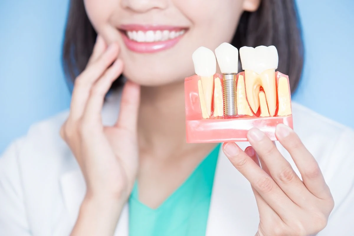 https://nefclinic.com/wp-content/uploads/2024/07/dental-treatment_2.webp